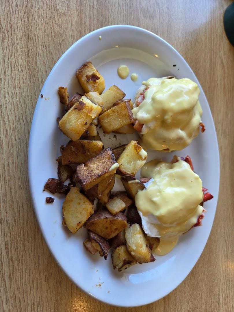 Good & Plenty Diner 2